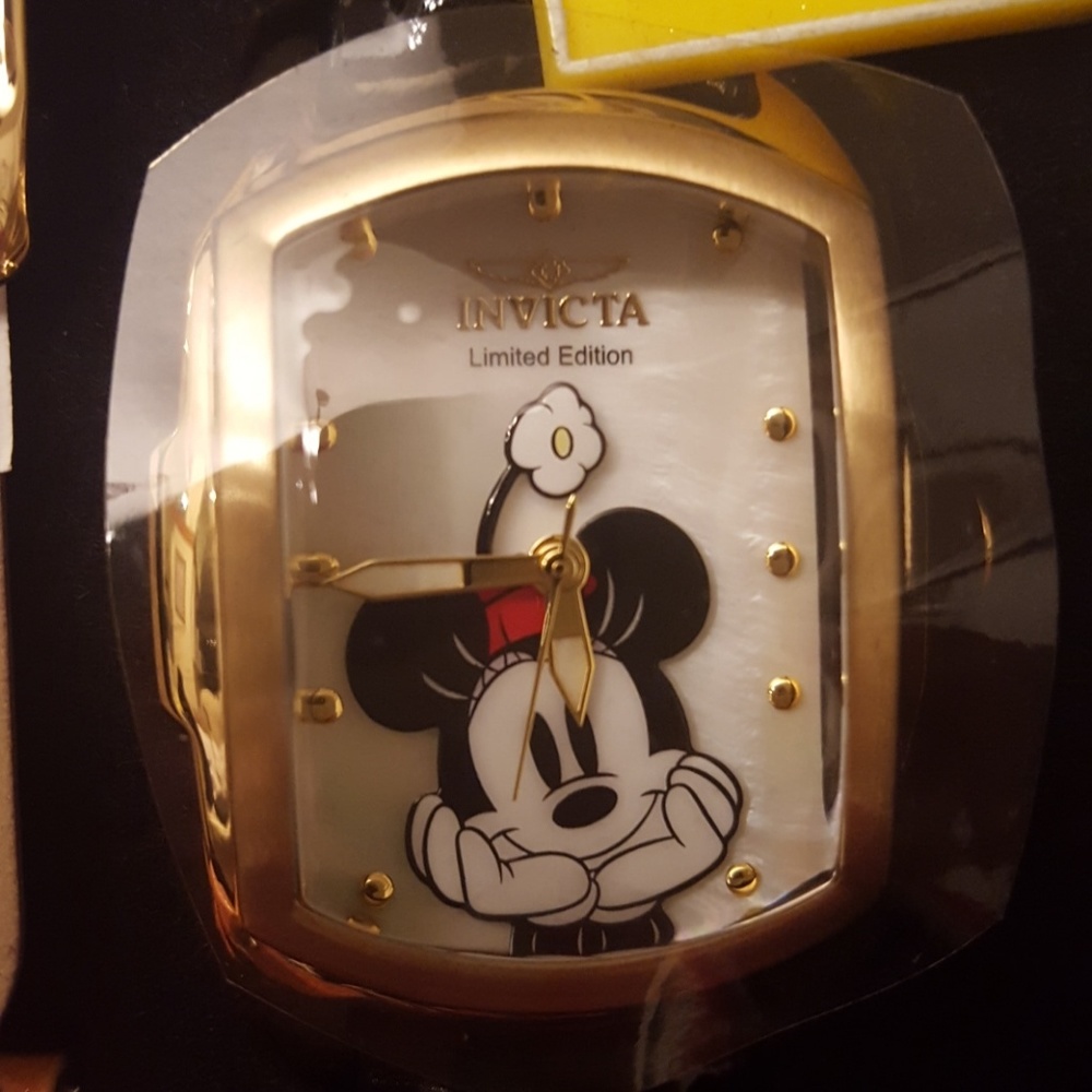 Limited edition Minnie Mouse Invicta watch
